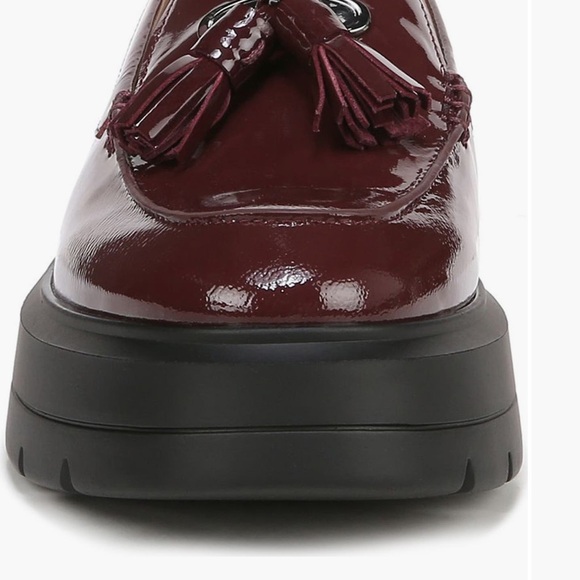 Naturalizer Women's Burgundy Loafers with Tassels NWOT - Picture 4 of 12